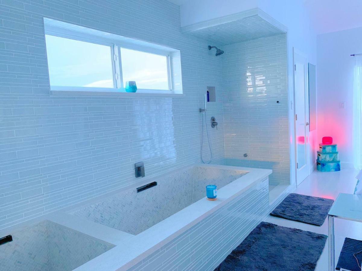Mika'S Resort 거버너스 하버 외부 사진