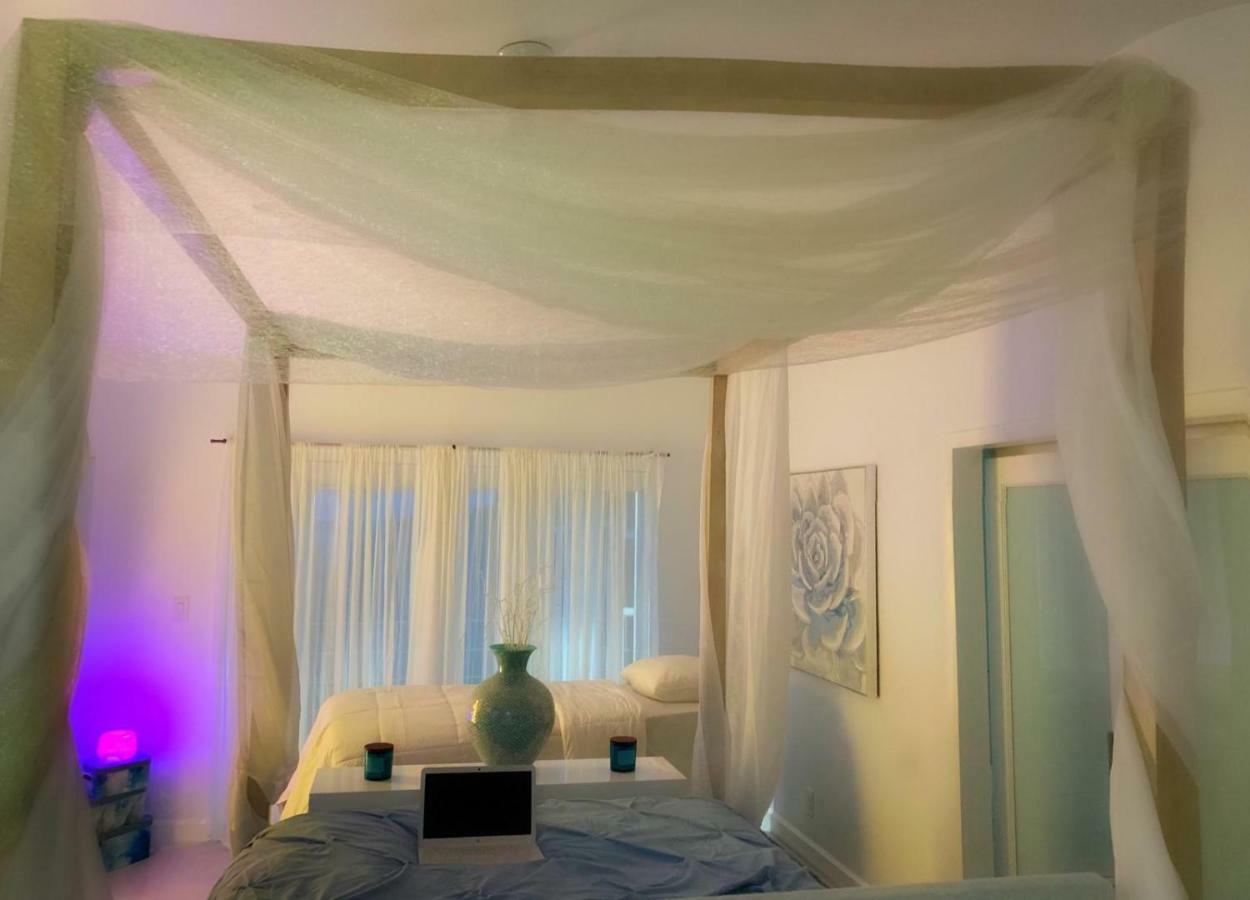 Mika'S Resort 거버너스 하버 외부 사진